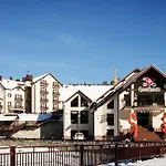 Hotel & *