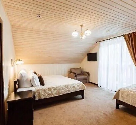 Hotel &